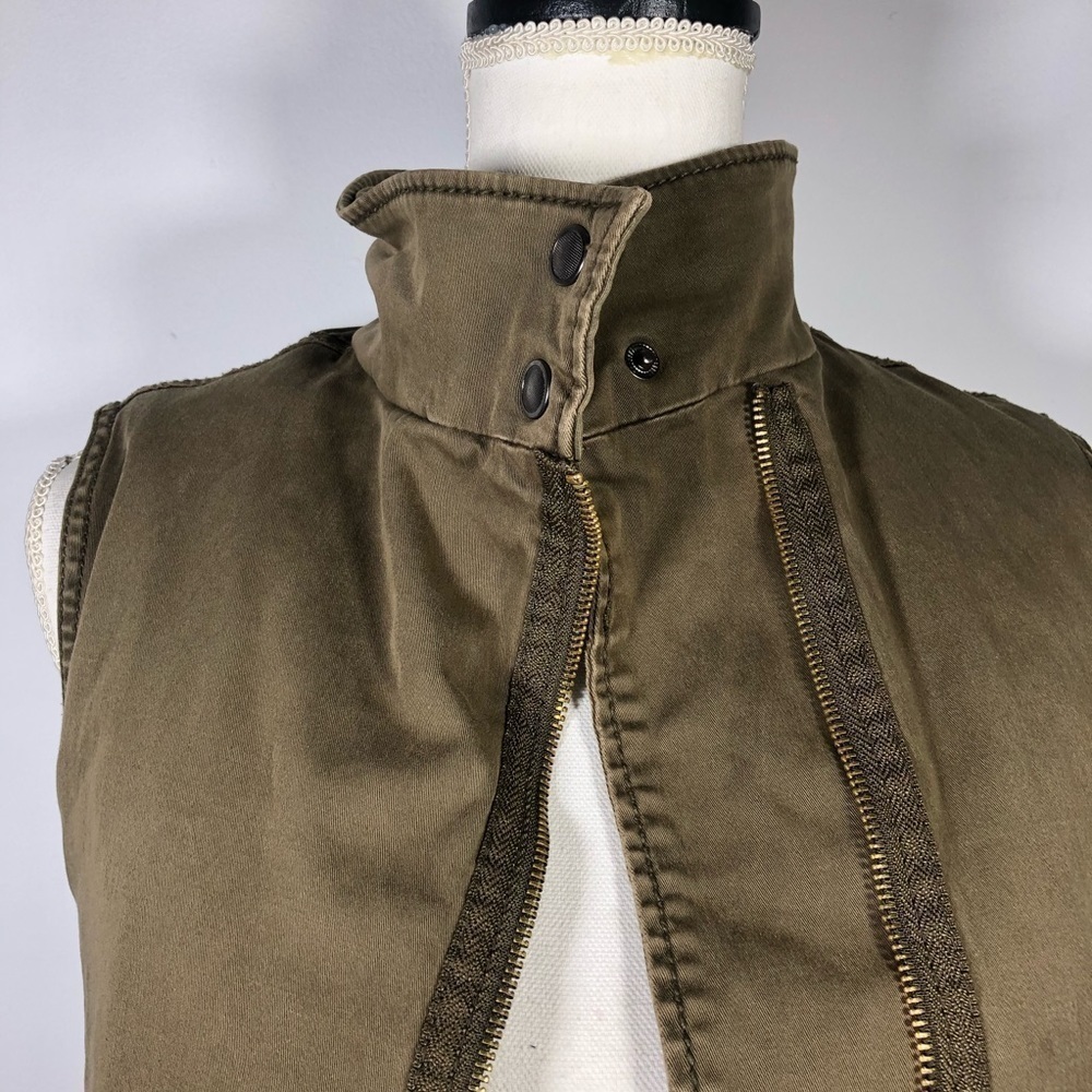 ANTHROPOLOGIE Marrakech Sherpa Lined Vest - Picture 12 of 16
